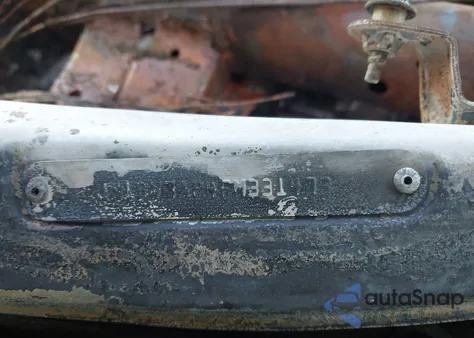 2015 Infiniti Q50 Premium z USA, uszkodzony, nr VIN JN1BV7AP4FM331473